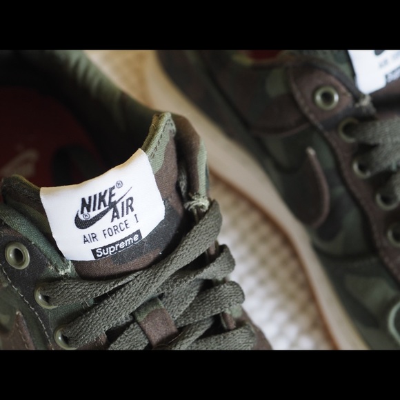 SUPREME x NIKE AF1 - Picture 4 of 6